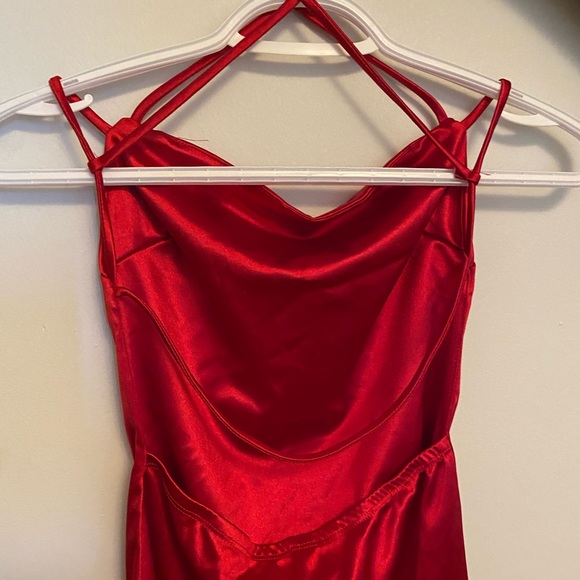 red satin dress - Picture 3 of 5